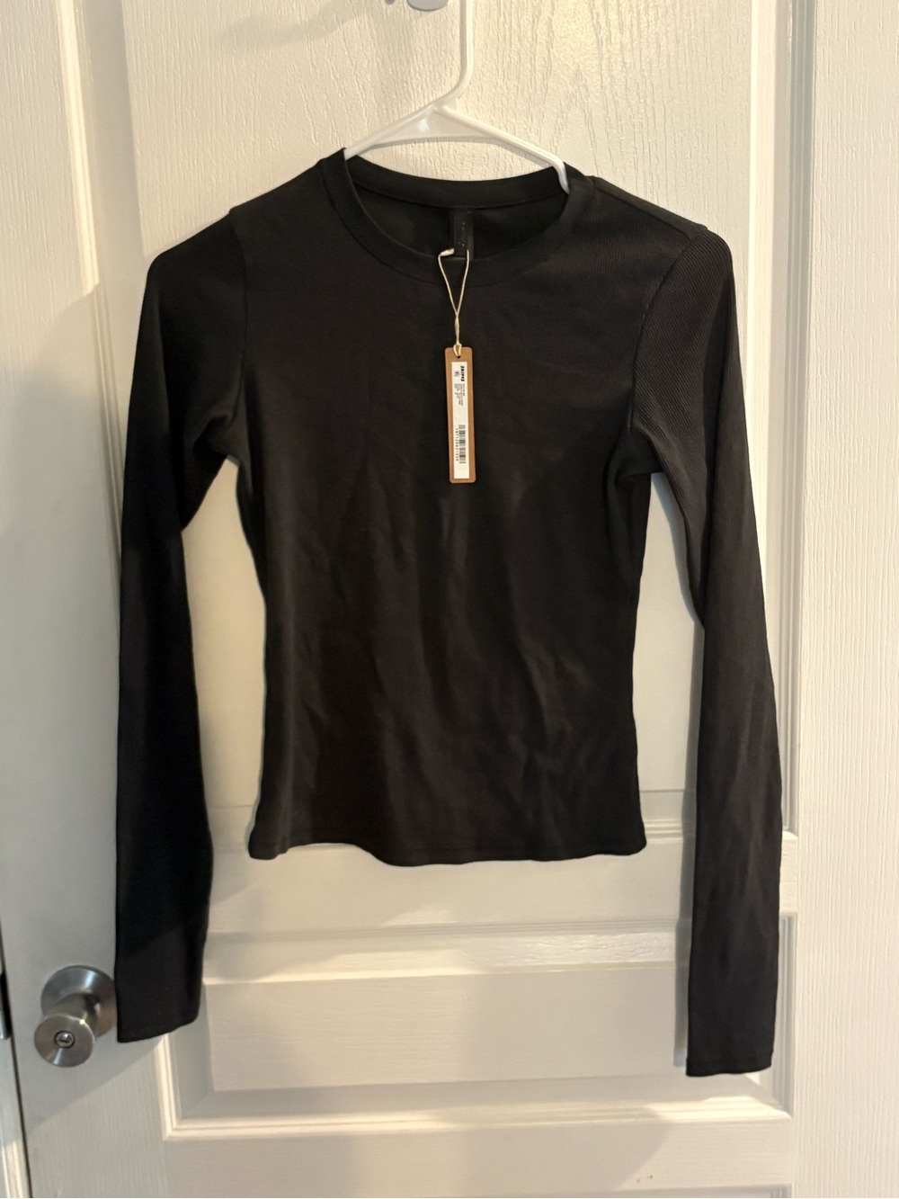 Skims Kim Kardashian Women’s Cotton Rib Long Sleeve T-Shirt M New with Tags